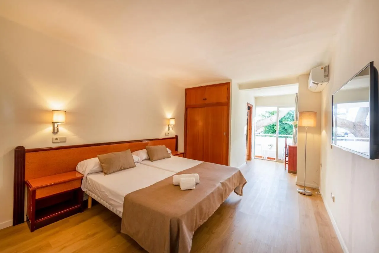 Guest house Iroco Hostal Cala d'Or