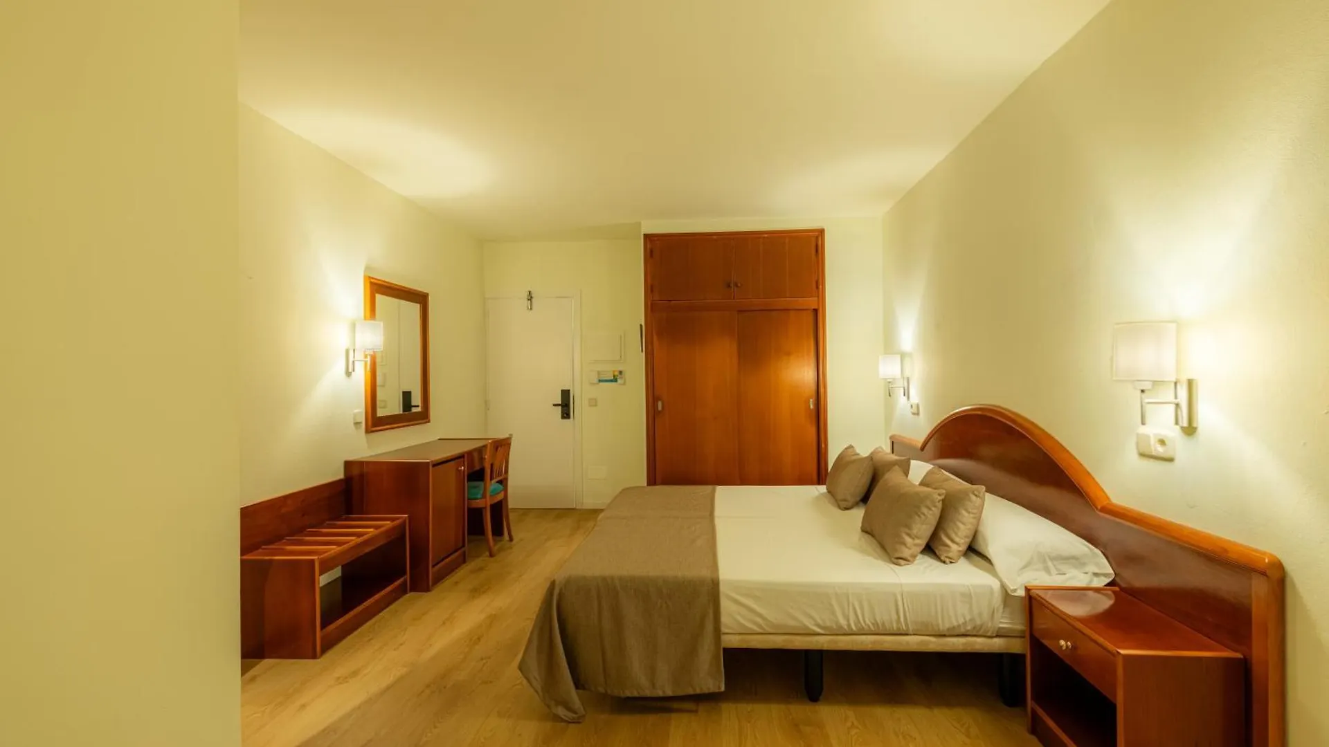 Iroco Hostal Cala D´Or